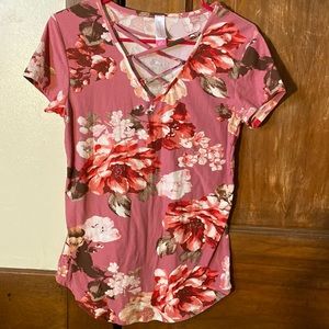 V-neck top.